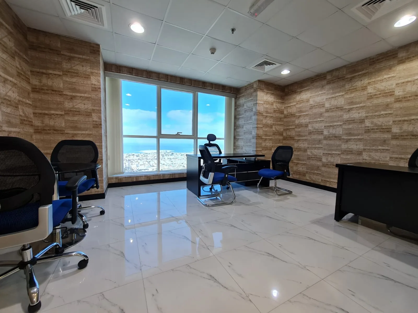 Office with sea view